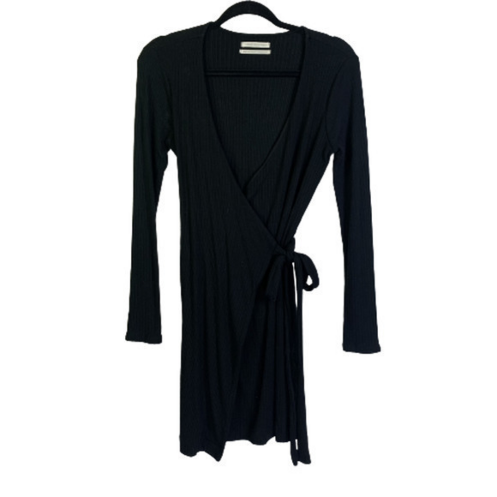 URBAN OUTFITTERS Black Long‎ Sleeve Wrap Sweater Dress